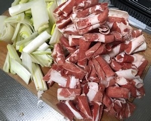 葱爆羊肉的做法