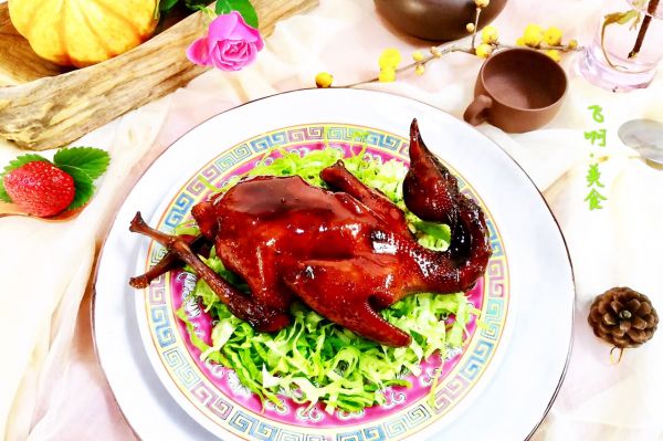 浓油赤酱本帮酱乳鸽