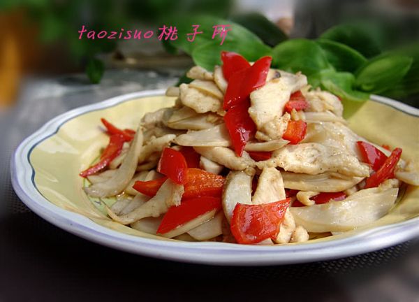 杏鲍菇炒鸡肉片
