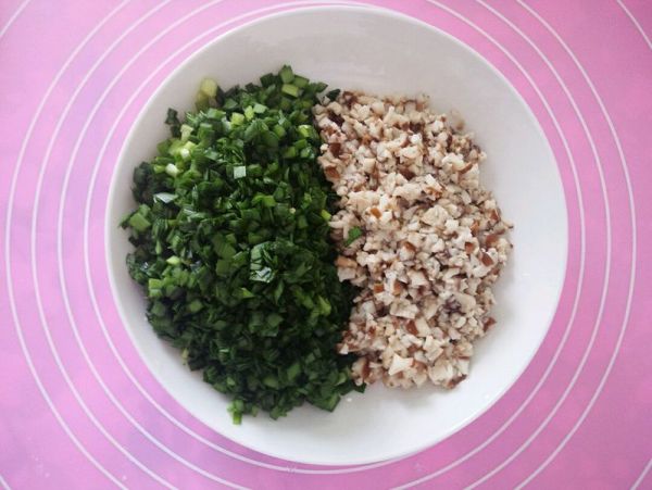 香菇猪肉韭菜煎饺