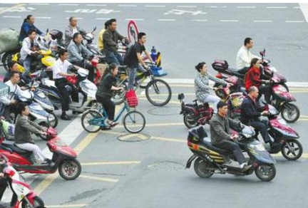 我的电瓶车买来是72V20A,现在换成72V32A,我感觉跑的比以前没多出多少,会不会线路没接好