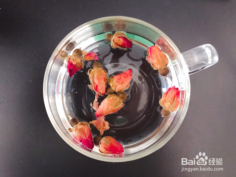 不能拒绝的玫瑰花桃胶红豆羹