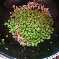 如何制作肉末毛豆