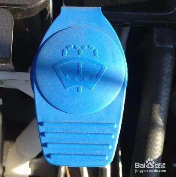 发动机舱下各种油液的添加口在哪里