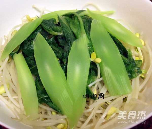 正宗四川家常菜水煮牛肉肉肉厨