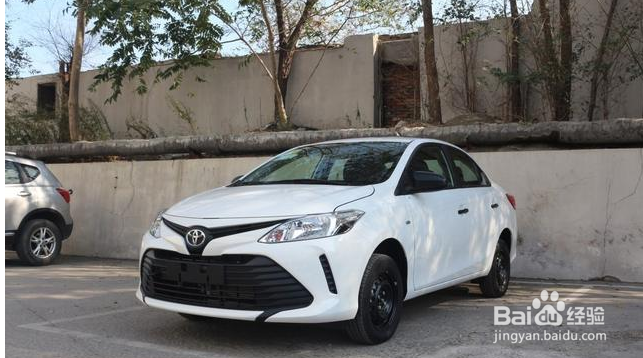 真正的乞丐版！这些车的低配几乎被搬空所有配置