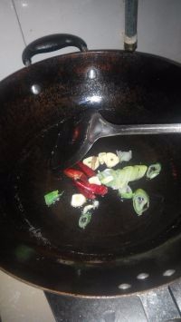 爆炒鸡肝的做法