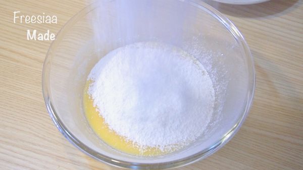 羊奶葡萄干松饼和羊奶奶茶