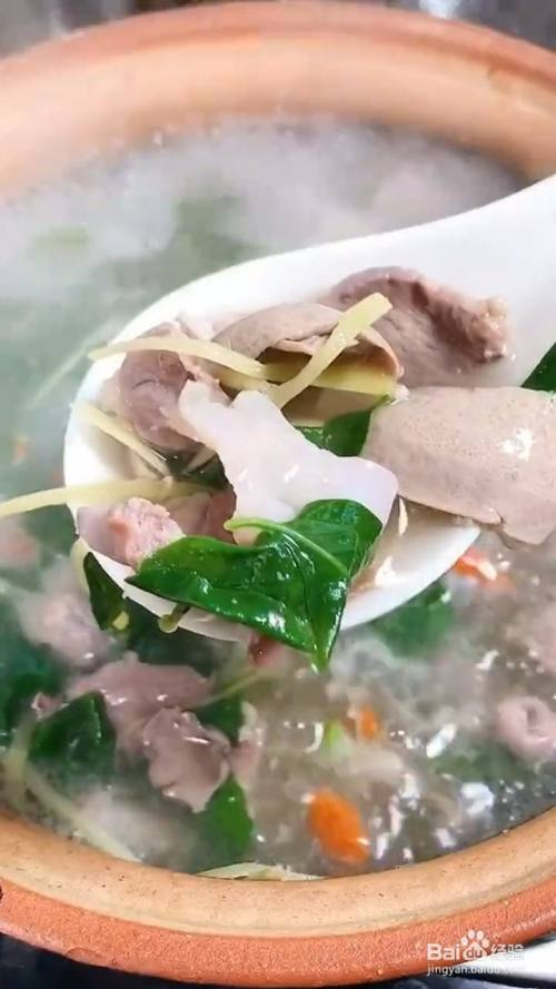 如何在家做好喝的猪心粉肠汤