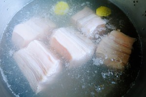 肉夹馍的卤肉配方做法