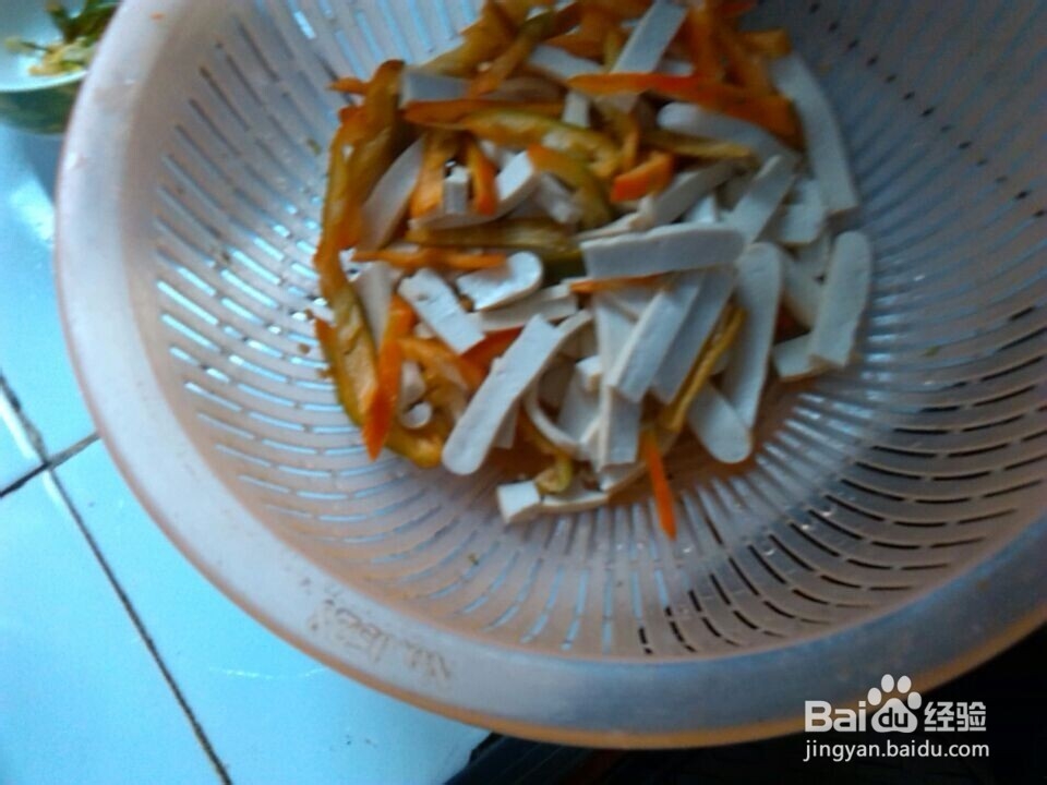 怎样制作美味的香干炒肉?