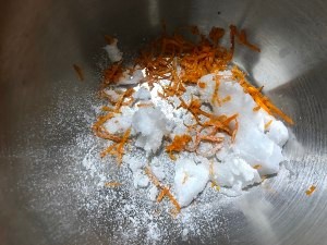 椰子油橙香蔓越莓司康的做法