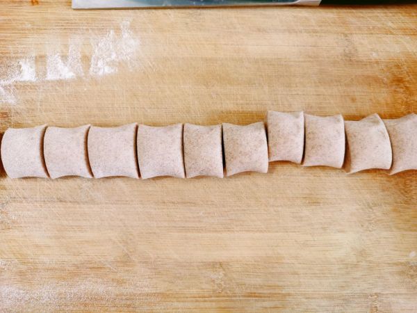 黑麦香菇鸡肉蒸饺