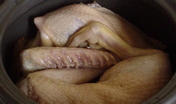 夏天滋补汤品——薏仁绿豆老鸭汤