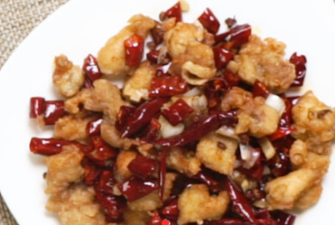 做美味的辣子鸡块