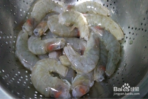 怎样才能做出好吃的家常黄油大虾烧西兰花