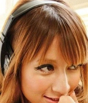 怎样化方脸彩妆?