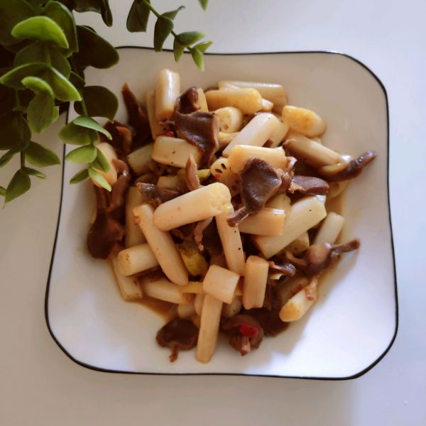 泡椒藕带炒鸡胗