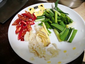 冬笋炒腊肉怎么做