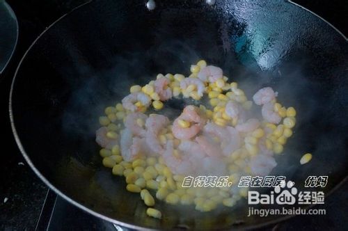 腾空肚子为了过年做准备——虾仁炒饭