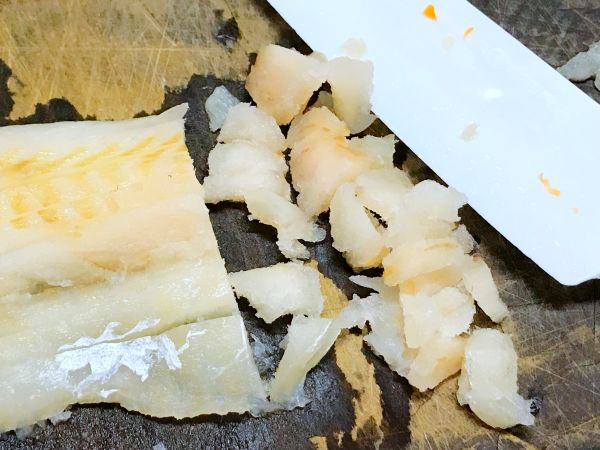 鳕鱼胡萝卜鸡蛋炒饭