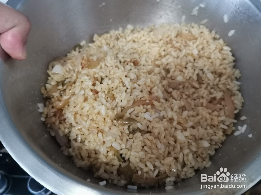 榨菜肉丝蛋炒饭