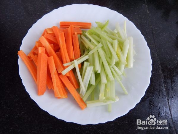 如何做出好吃的干锅排骨