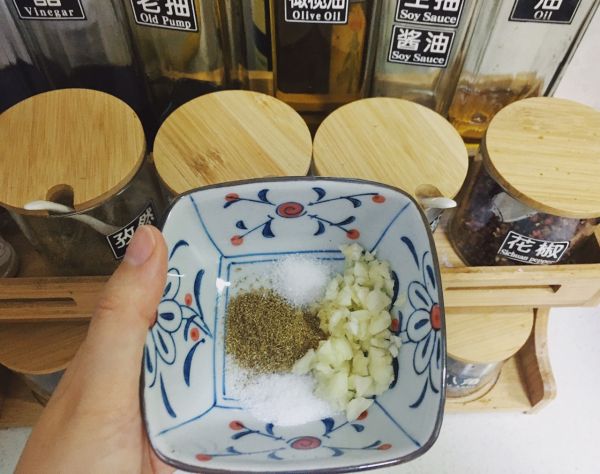 手撕香辣杏鲍菇