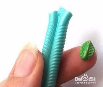 软陶做花朵戒指的方法