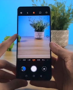 华为P30pro如何同时开启两个摄像头