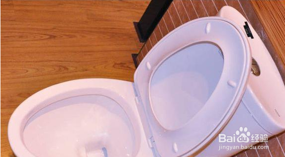 冲完厕所后水箱总是水流不止不停漏水该怎么办？