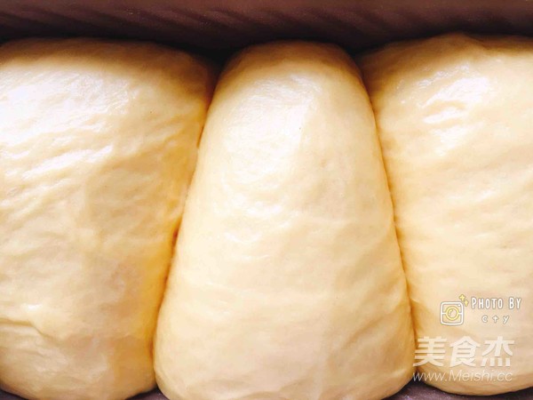 香浓松软的小山丘——全蛋吐司