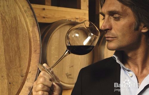 红酒礼仪知多点