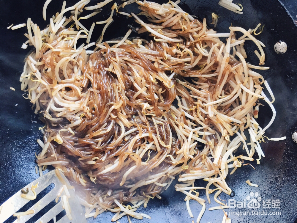 没那么讲究的家常粉条豆芽炒肉丝