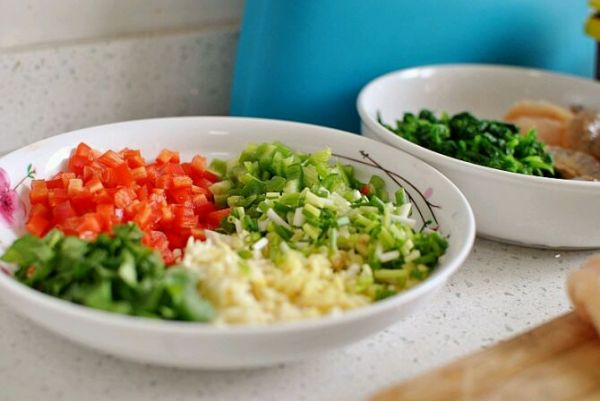 菠菜虾仁酿鸡胸