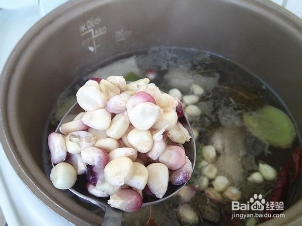 鸭腿香菇煲的制作方法