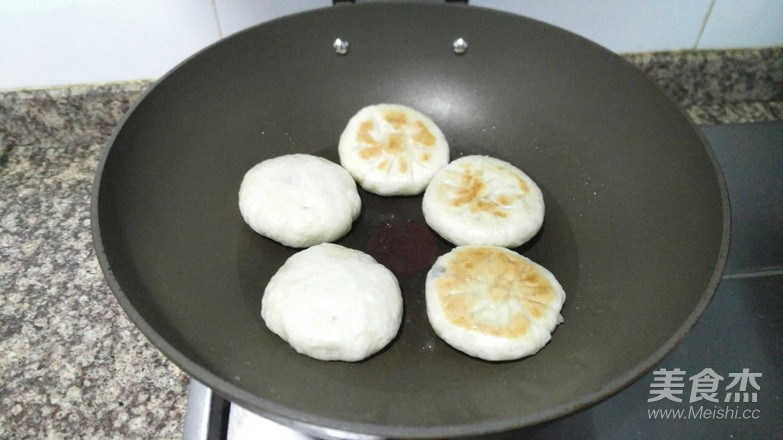煎玫瑰酱饼的做法