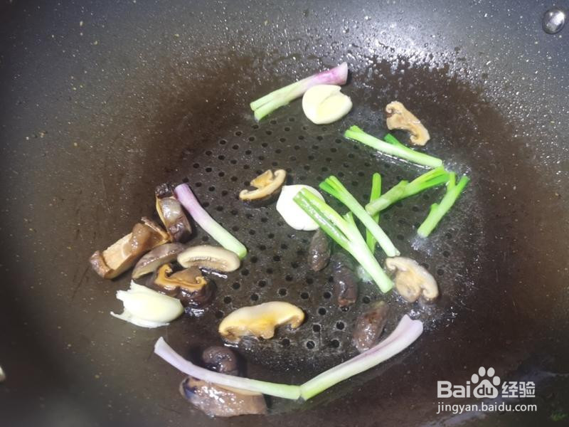 板栗烧鸡快手版的做法