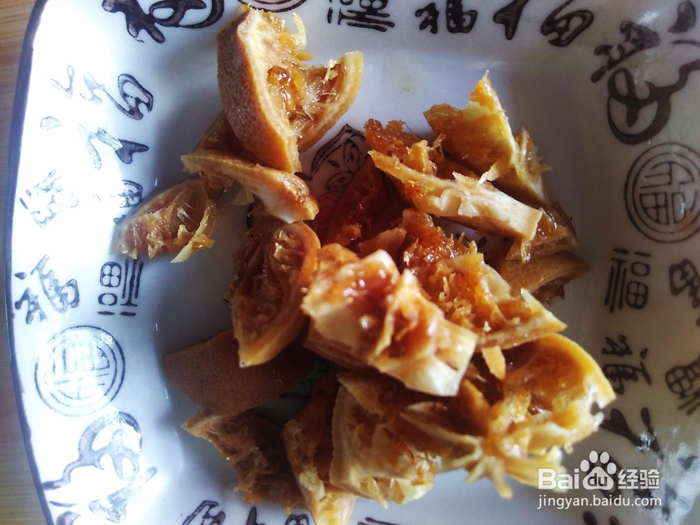 柠檬焖五花肉的家常做法