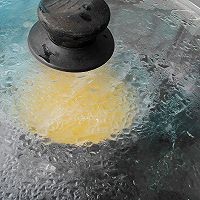 如何制作美味的虾仁蒸蛋？