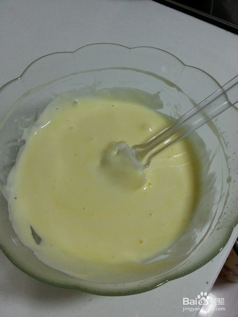 分蛋海绵杯子蛋糕的做法