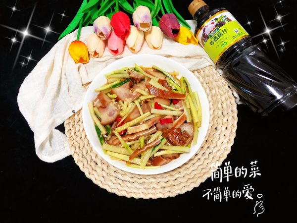 捞汁猪耳凉拌菜