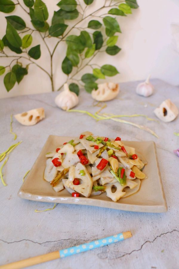 开胃小菜凉拌藕片