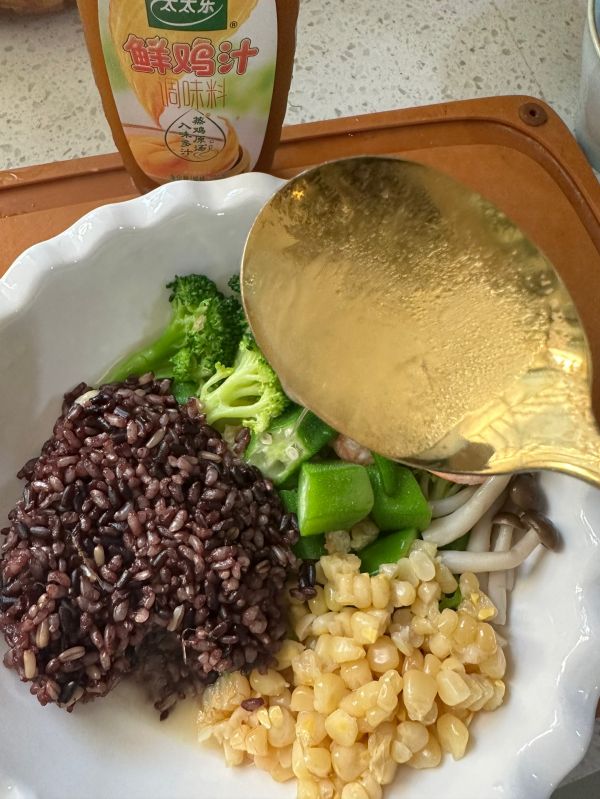 水煮鲜虾超级碗