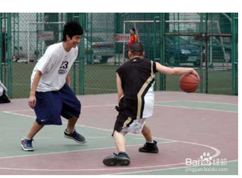 打篮球怎样提高自信心？