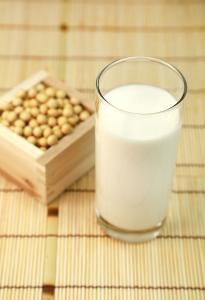 豆浆不能和什么一起吃