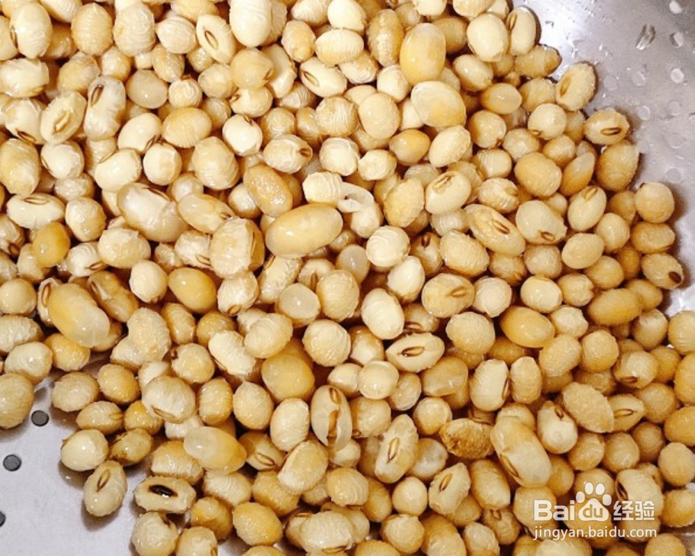 小孩子超喜欢的黄豆粉粘糯米球