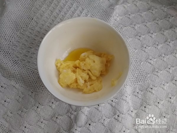 鸡腿肉沙拉三明治