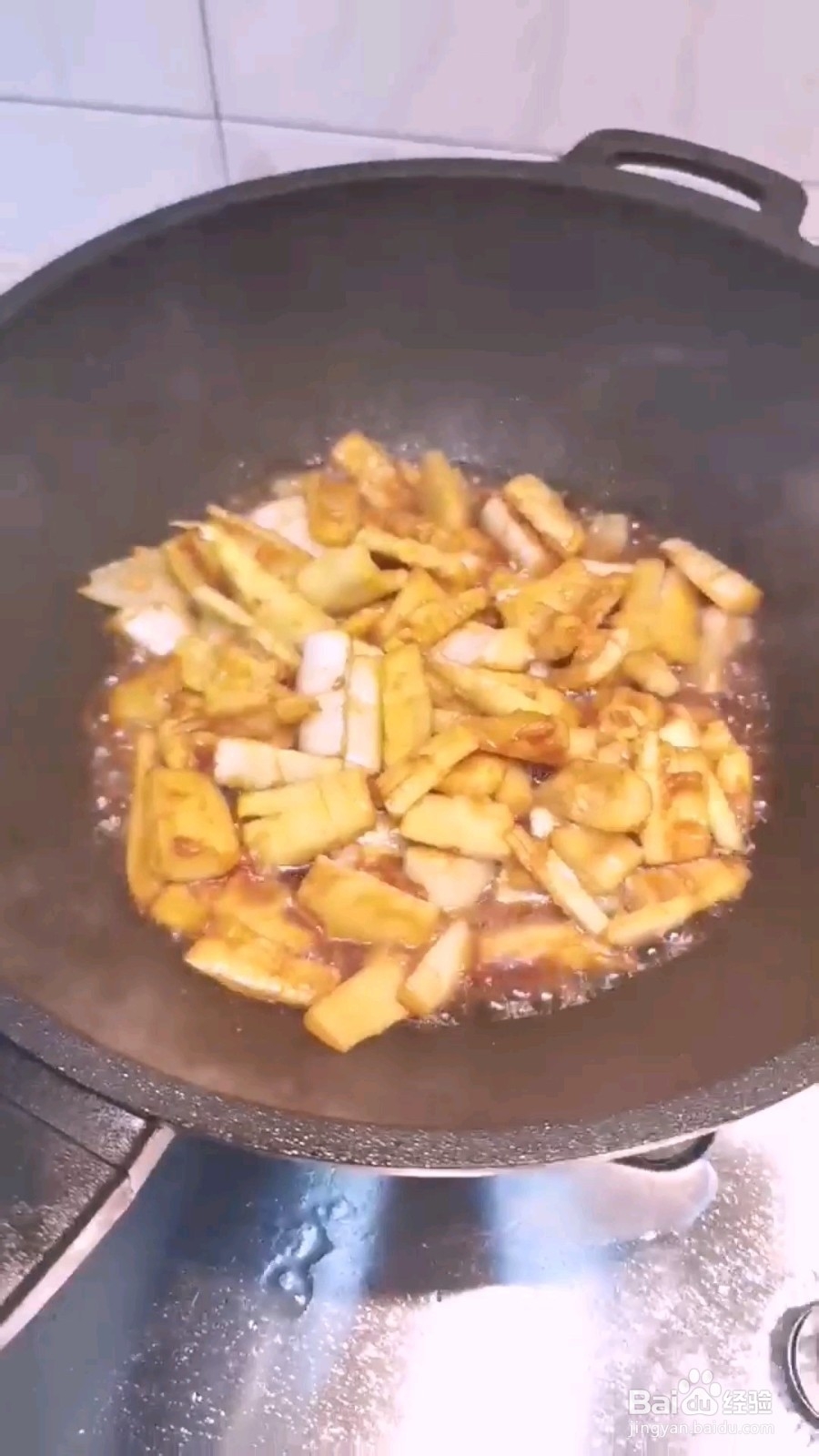 香辣油焖春笋的做法