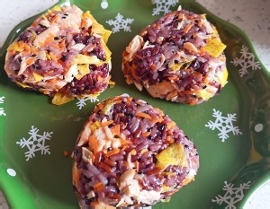 三文鱼糯米饭团的做法